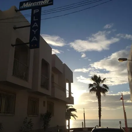 Miramar 2* كاربونيذاس
